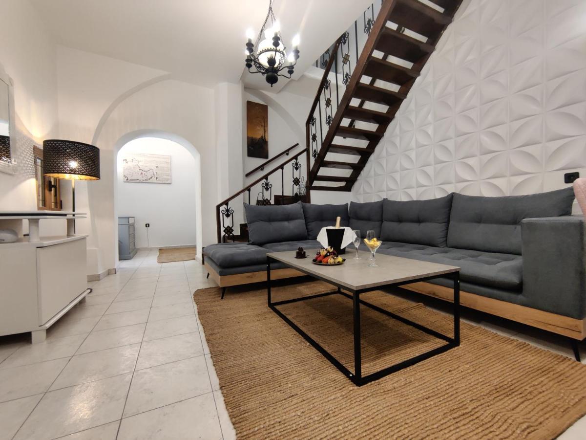 A Unique 3-4 Bedrooms House In Old Town Родос Экстерьер фото